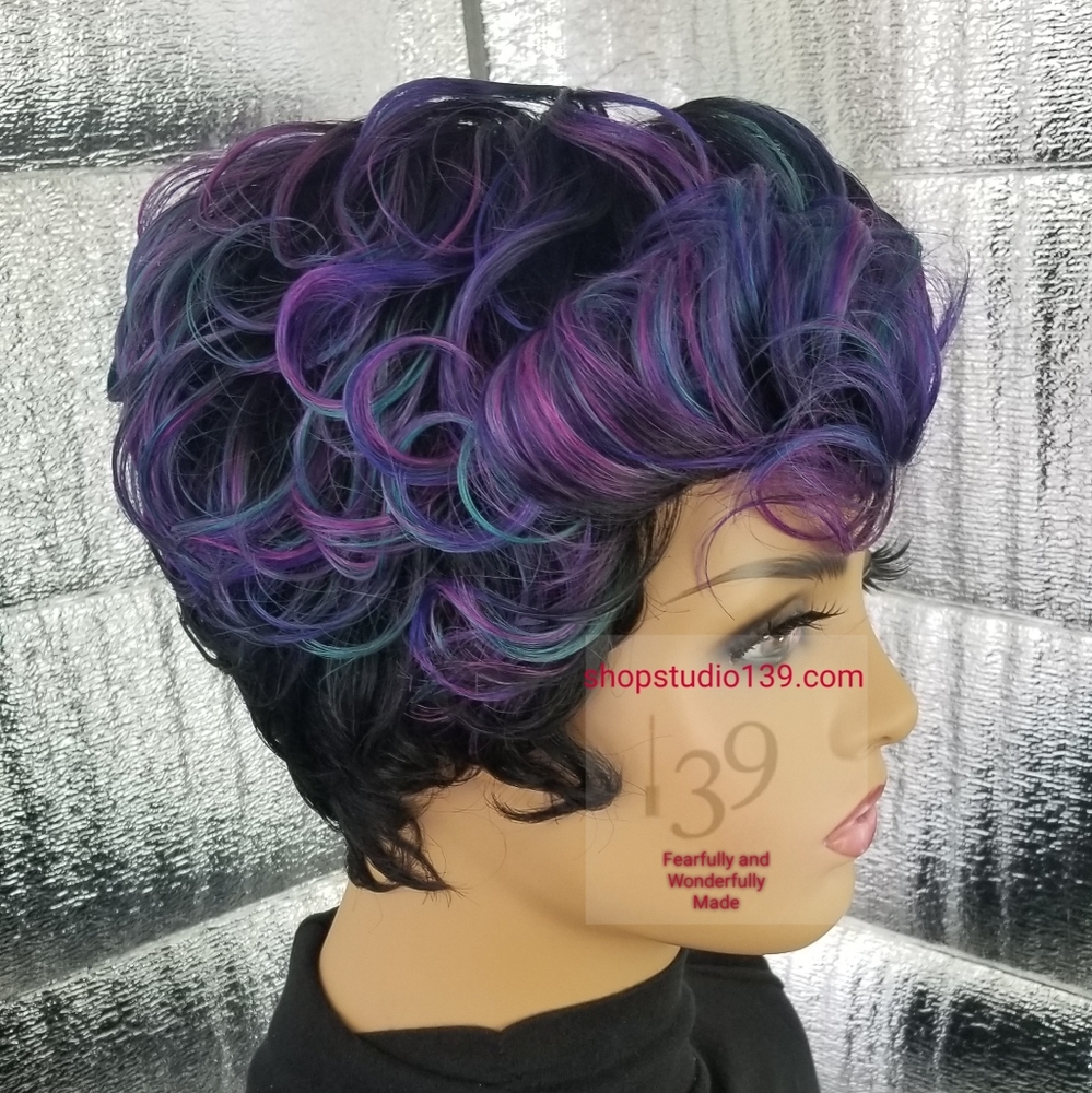 Short pixie Human hair wig - Picture 3 of 5